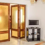 Cozy In With Kitchen Coutras