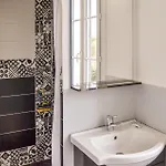 7 Bedroom Pet Friendly In * Coutras